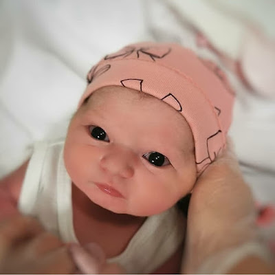 Very VERY CUTE BABY IMAGES HD | CUTE BABY HD WALLPAPER FOR MOBILE Very VERY CUTE BABY IMAGES HD | CUTE BABY HD WALLPAPER FOR MOBILE