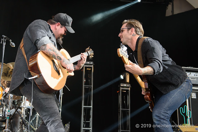  Cory James Mitchell Band at The Bandshell at The Ex 2018 on August 22, 2019 Photo by John Ordean at One In Ten Words oneintenwords.com toronto indie alternative live music blog concert photography pictures photos nikon d750 camera yyz photographer