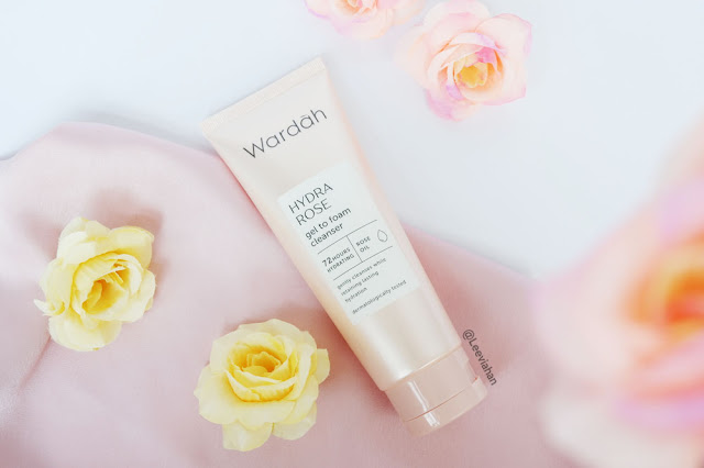 Wardah Hydra Rose Gel To Foam Cleanser Review, Wardah Hydra Rose Review, Wardah cosmetics, Skincare wardah, Skincare, Wardah Facial wash, facial wash