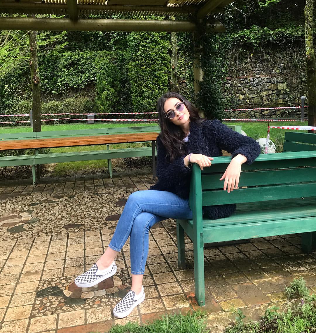 Esra Bilgic Biography Age Bra Size Family Boyfriend