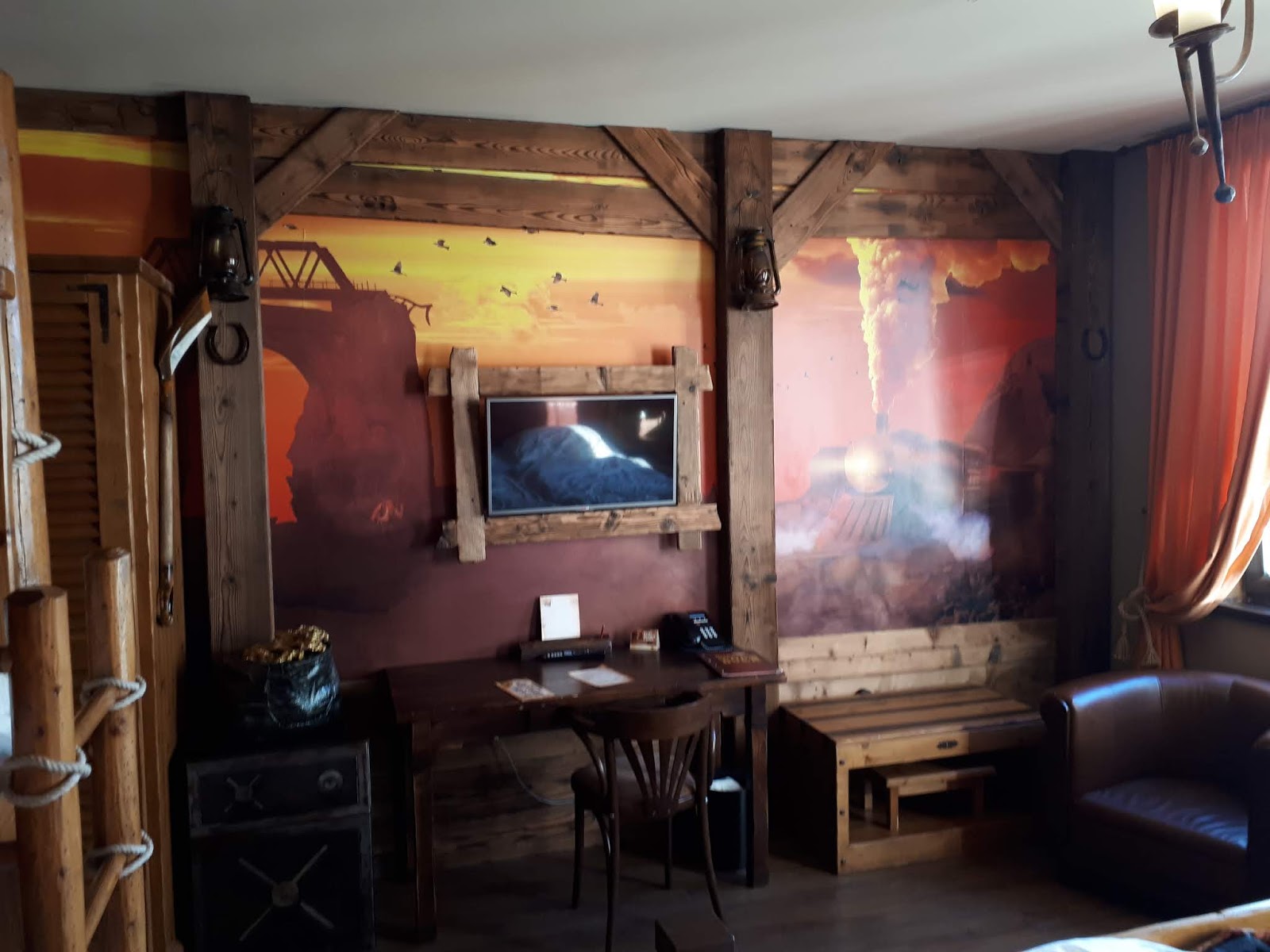 Empire Riverside In Hamburg Transglobal Pan Party