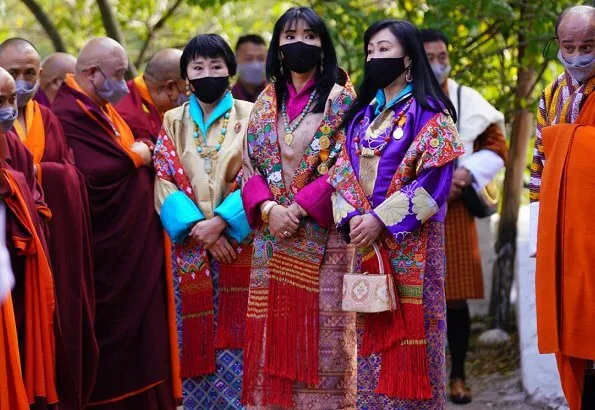 King Jigme Khesar Namgyel, Queen Jetsun Pema and their two children Crown Prince Jigme Namgyel and Prince Ugyen Wangchuck