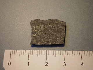 meteorito - condrita - carbonácea - CV3 - CAI - Allende
