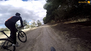 Domingo de mountainbike dehesas de Santa Fe 4