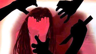 पटना में चलती कार में लड़की से दुष्कर्म, पिस्टल के नोक पर दिया घटना को अंजाम पटना में चलती कार में लड़की से दुष्कर्म, पिस्टल के नोक पर दिया घटना को अंजाम