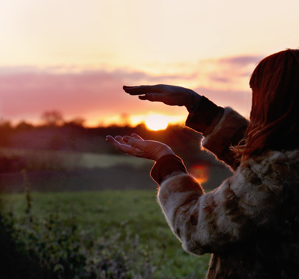Glow Of Gloom >> Finding Motivation With Gloom And Glow Janice Issitt Life And Style Glow Of Gloom >> Finding Motivation With Gloom And Glow Janice Issitt Life And Style