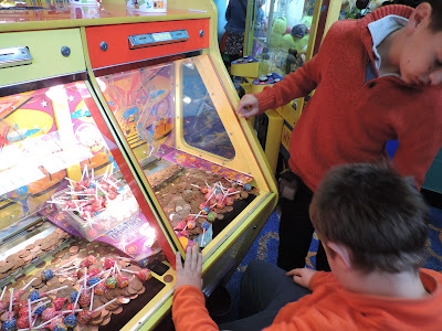 entertainment penny arcades worthing pier