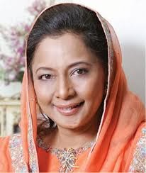 Tengku Aishah Sultan Ahmad Shah / About: Almarhum Sultan Salahuddin Abdul Aziz Shah Al-Haj - Nach längerer krankheit dankte sultan ahmad shah mit der änderung der staatsverfassung ab.