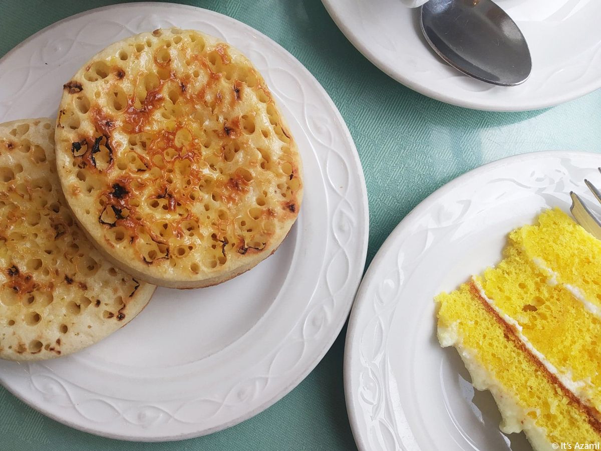 London | The Muffin Man Tea Shop Review Restaurant Afternoon Tea - Best Place in London - Crumpets - English Muffins - Lemon Drizzle Cake Avis - It's Azami - Beauty Blogger - YouTuber - Makeup Artist Paris & London London | The Muffin Man Tea Shop Review Restaurant Afternoon Tea - Best Place in London - Crumpets - English Muffins - Lemon Drizzle Cake Avis - It's Azami - Beauty Blogger - YouTuber - Makeup Artist Paris & London