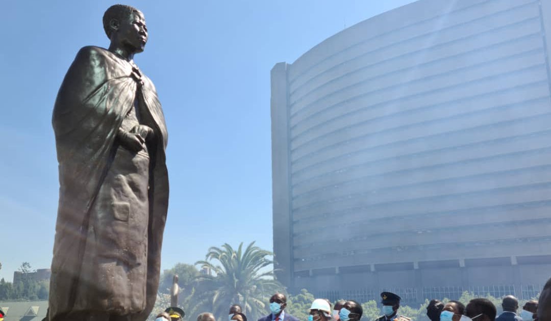 MBUYA NEHANDA STATUE UNVEILED PICS newsdzeZimbabweNewsdzeZimbabwe