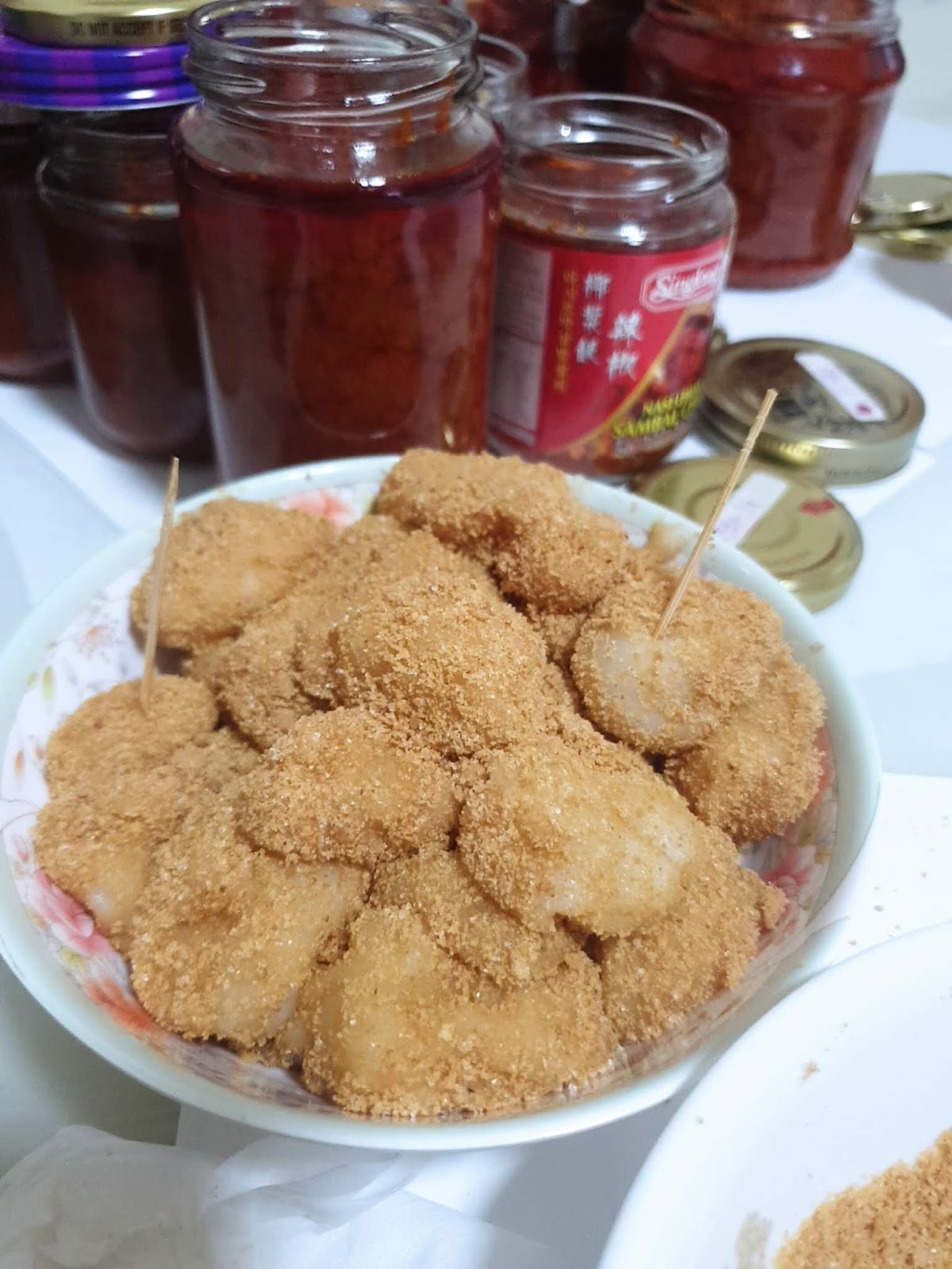 Circuit Breaker w Rainbow // 2 // Muah Chee (Rice Cooker)