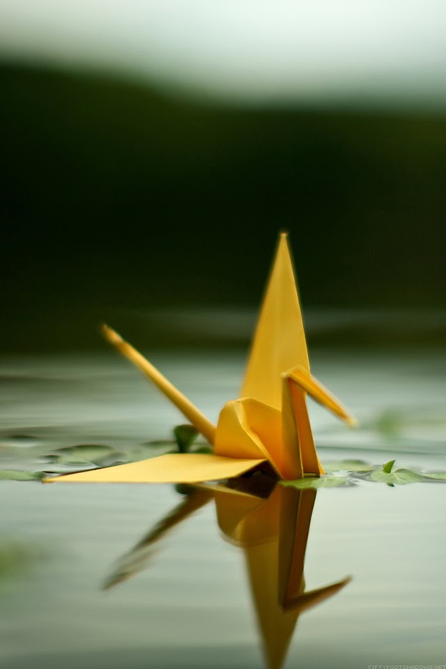 Origami Crane On The Water   Galaxy Note HD Wallpaper   Origami Crane On The Water   Galaxy Note HD Wallpaper