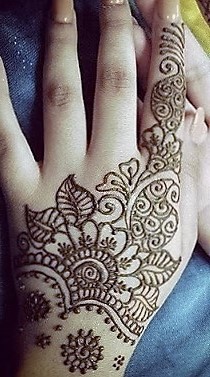 Simple And Easy Arabic Mehndi Designs For Hands Beginner Mehndi paste is made from the mehndi leaves. simple and easy arabic mehndi designs