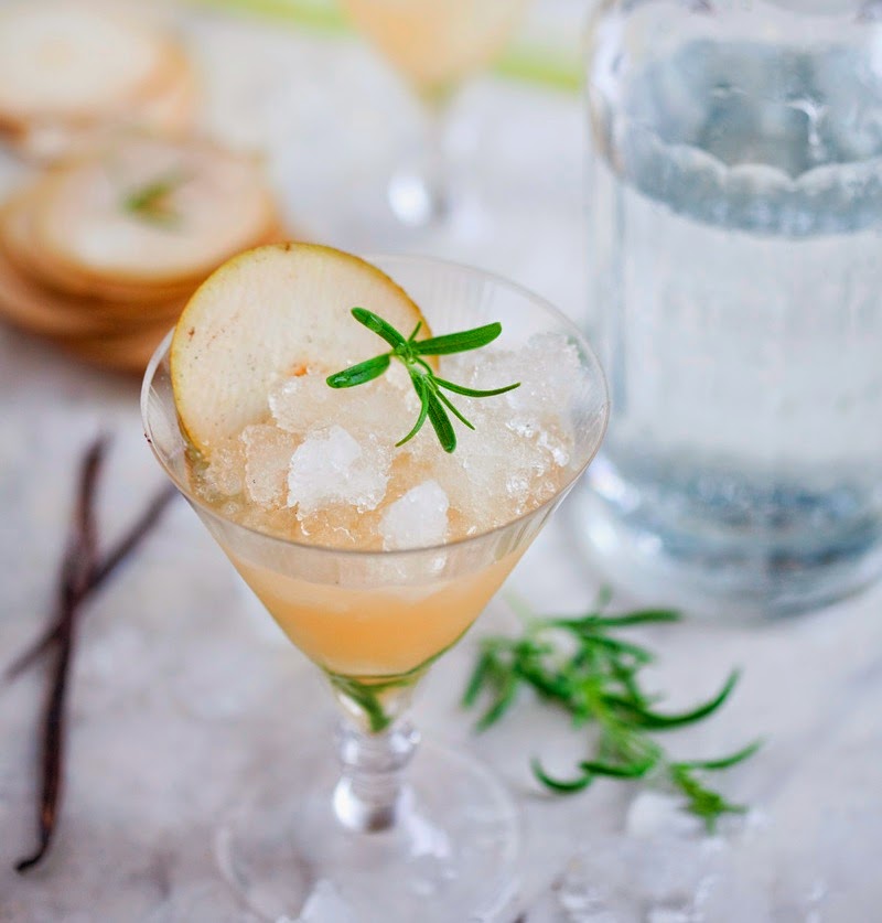 Pear & Rosemary Cocktail Cooking time