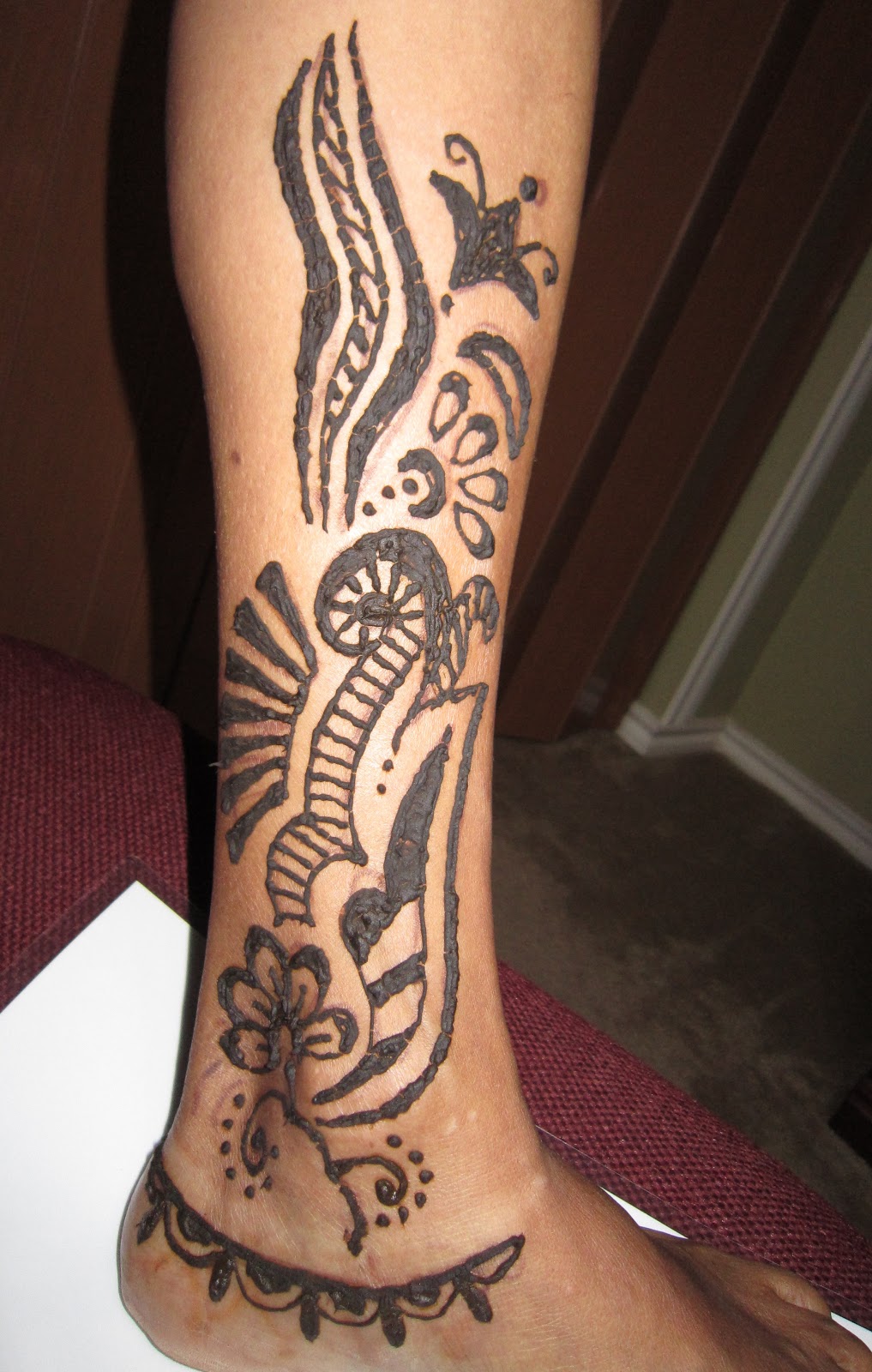 Painting with Sella Henna Show at Eagle Heights