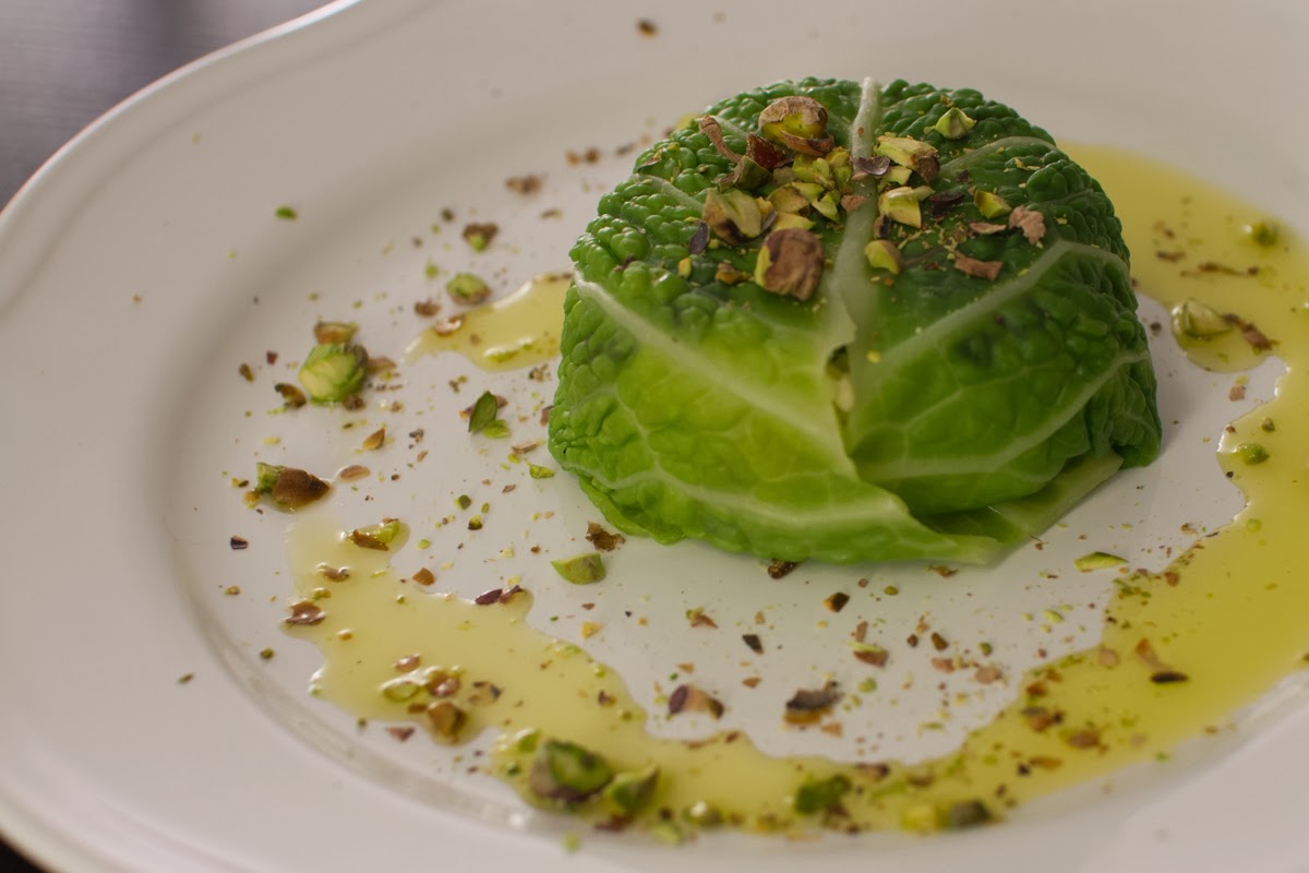 sformatini di verza ripieni di cous cous, datteri, feta, cavolo nero e pistacchi