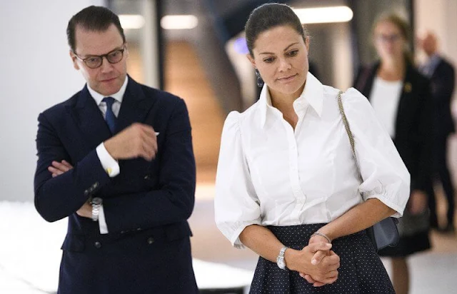 Crown Princess Victoria wore a dots pleat skirt from Baum Und Pferdgarten. Ebba Brahe duchess earrings