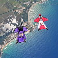 http://hesaplimemur.blogspot.com/2014/08/wingsuit-flying-nedir.html