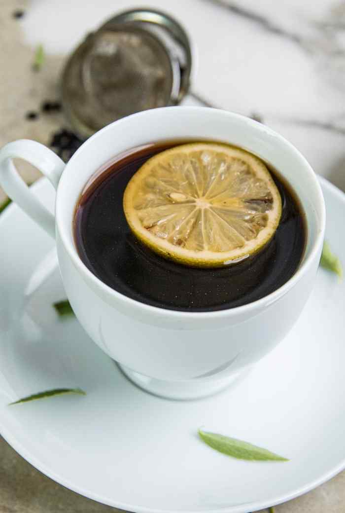 How to Make Elderberry Tea + The Benefits of Elderberry Tea