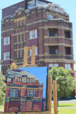 Plein air oil painting of the Hotel Palisade, a historic pub in Millers Point near Barangaroo painted by landscape artist Jane Bennett