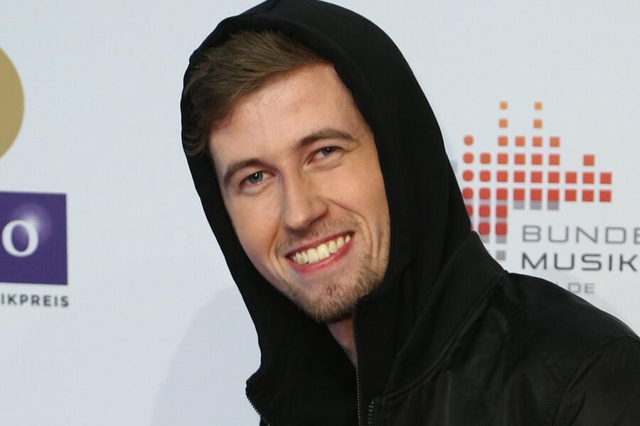 Biodata Alan Walker Beserta Foto terbaru Sebilas Inpo