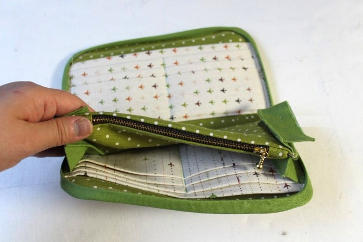 Zipper Wallet DIY Tutorial. ~ DIY Tutorial Ideas!