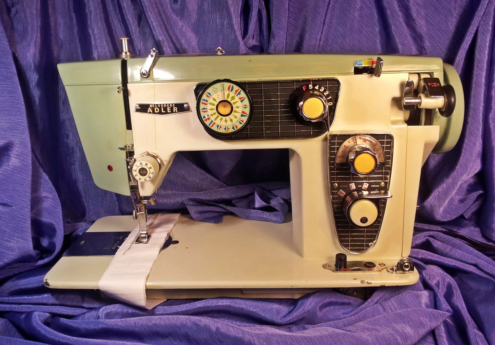 DragonPoodle Studio Christmas CraigsList Ho Ho Sew