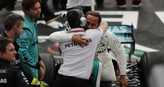 Lewis Hamilton es quíntuple campeón mundial; Max Verstappen gana GP de México
