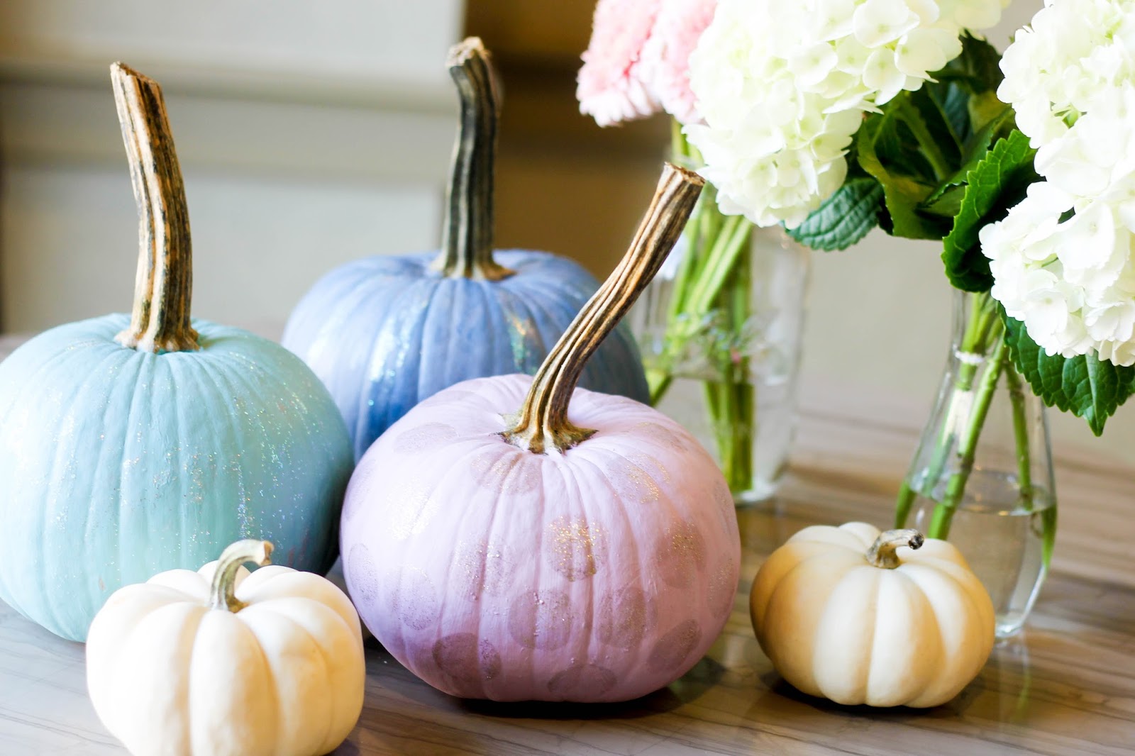 chalk paint on pumpkins, painting pumpkins with chalk paint, annie sloan chalk paint on pumpkins, fall party, hosting a fall brunch party, pumpkin painting party ideas, fall party ideas, mr. clean concentrated cleaner, pretty in the pines blog, raleigh, north carolina