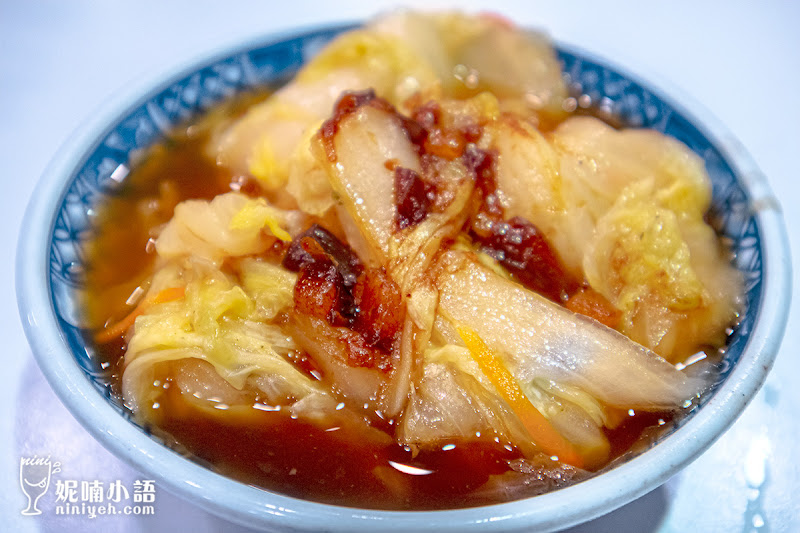 【華西街夜市美食】小王煮瓜。必比登!網評盛讚『黑金滷肉飯』 【華西街夜市美食】小王煮瓜。必比登!網評盛讚『黑金滷肉飯』