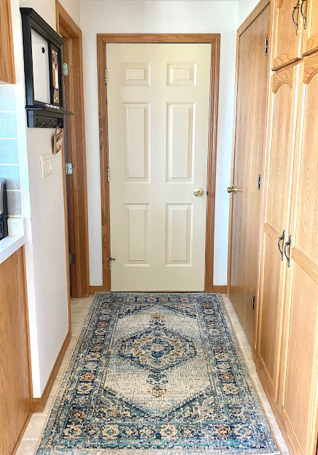 rug, small entryway | My Darling Days