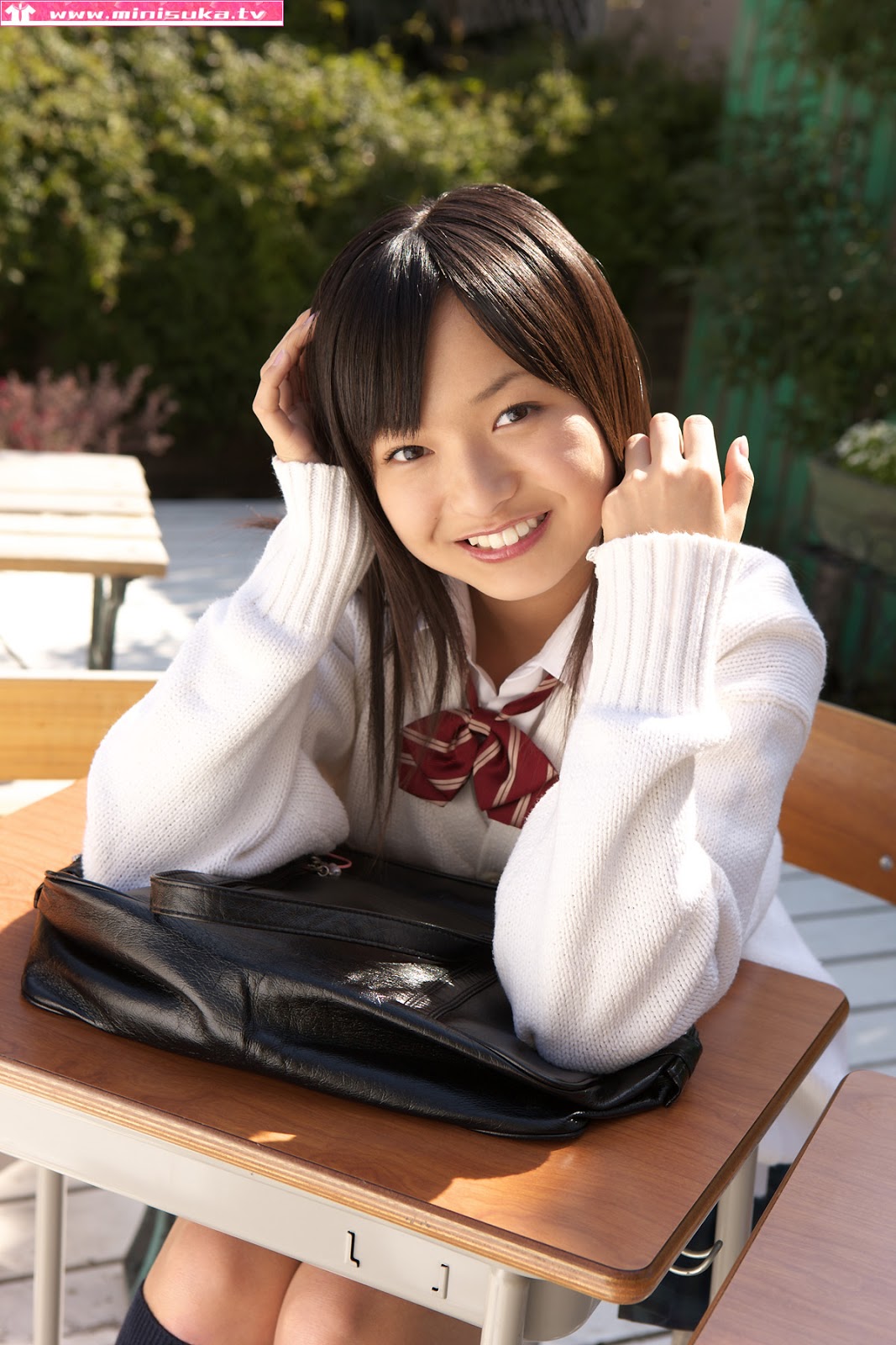 Mayumi Yamanaka Japanese Cute Idol Sexy Schoolgirl Uniform Sitting On