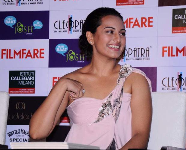 sonakshi sinha a function glamour  images