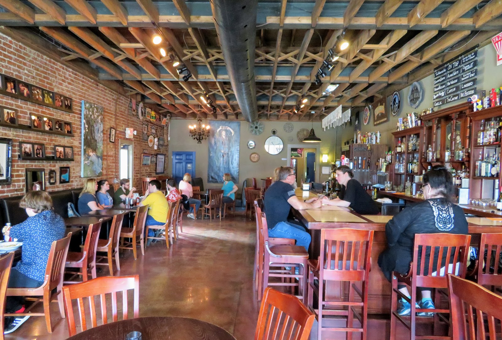 Big Daddy Dave Father Tom’s Pub Cookeville Tennessee