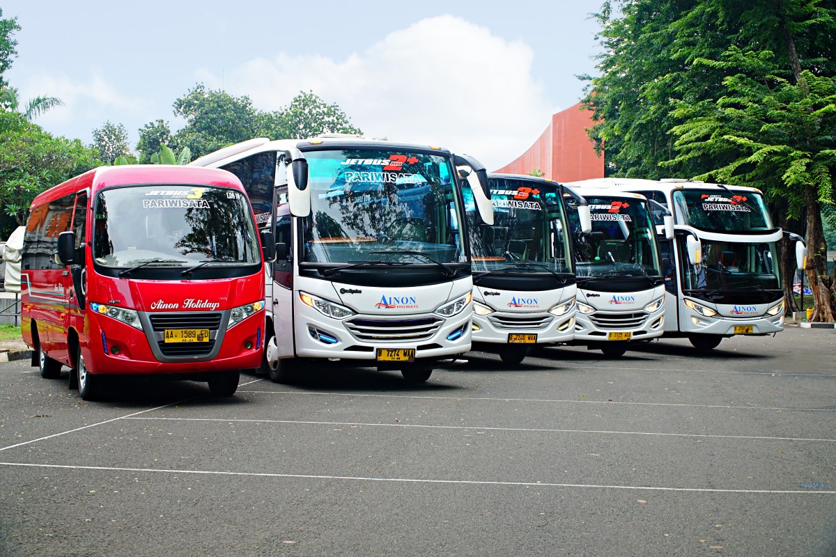 Bus Pariwisata Kursi 40: Kenyamanan dan Efisiensi dalam Satu Paket