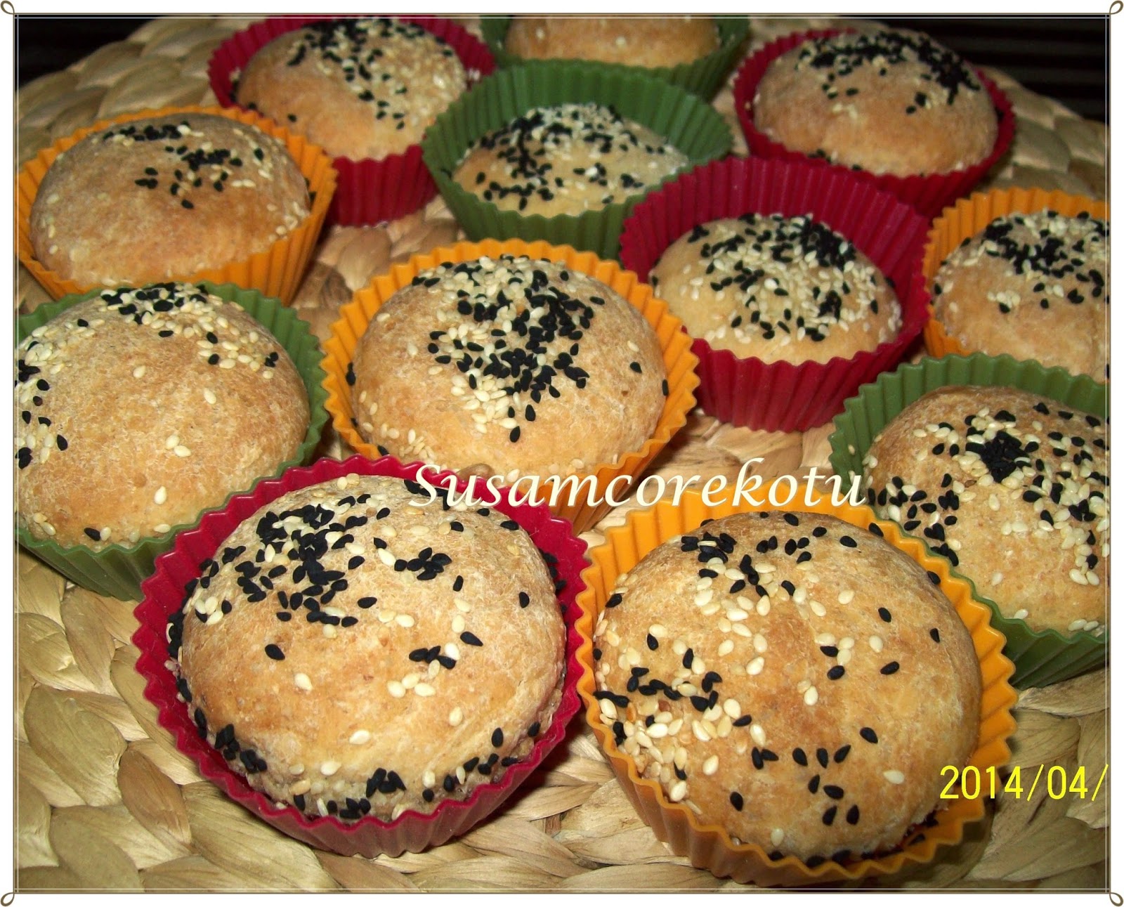 TAM BUĞDAY UNLU EV YAPIMI MİNİ EKMEKLER Susam Çörek Otu Denenmiş Tarifler