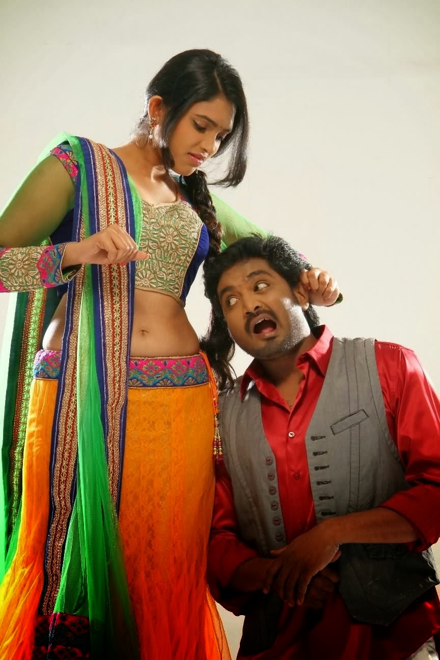 Sexy Tamil Actress Latest Movie Still