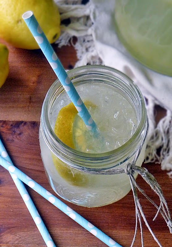 How To Make Fresh Squeezed Lemonade | by Life Tastes Good is quick and easy to make at home, and you are able to control how sweeet or tangy you make it! #SundaySupper #Homemade #LemonadeSyrup
