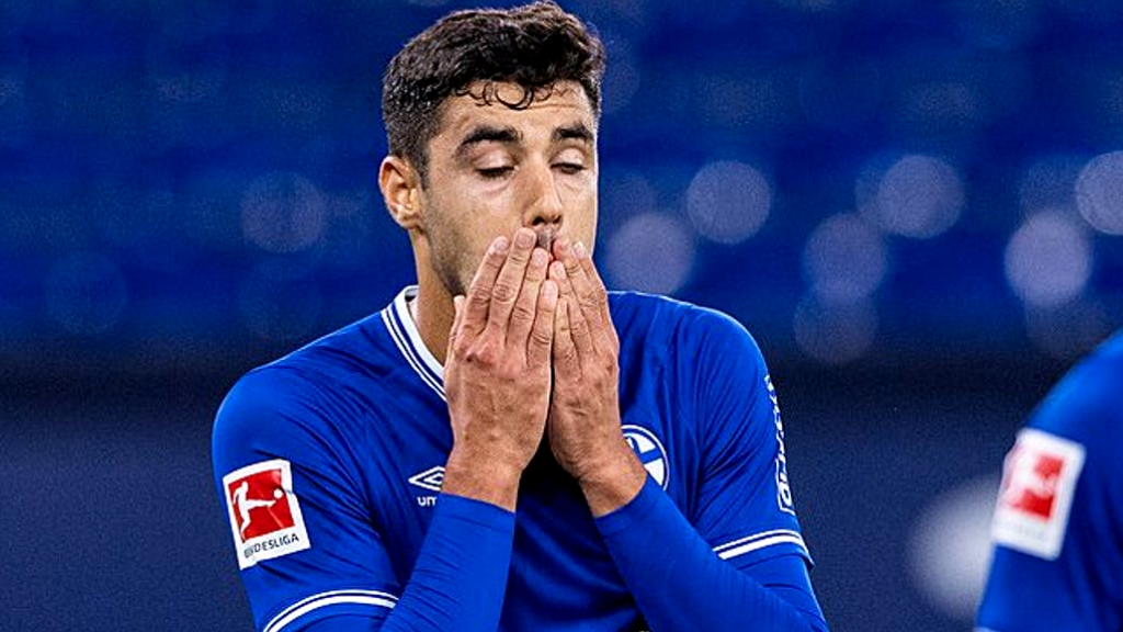 Liverpool Target Ozan Kabak Apologises Over Spitting Row Lfc Rumour