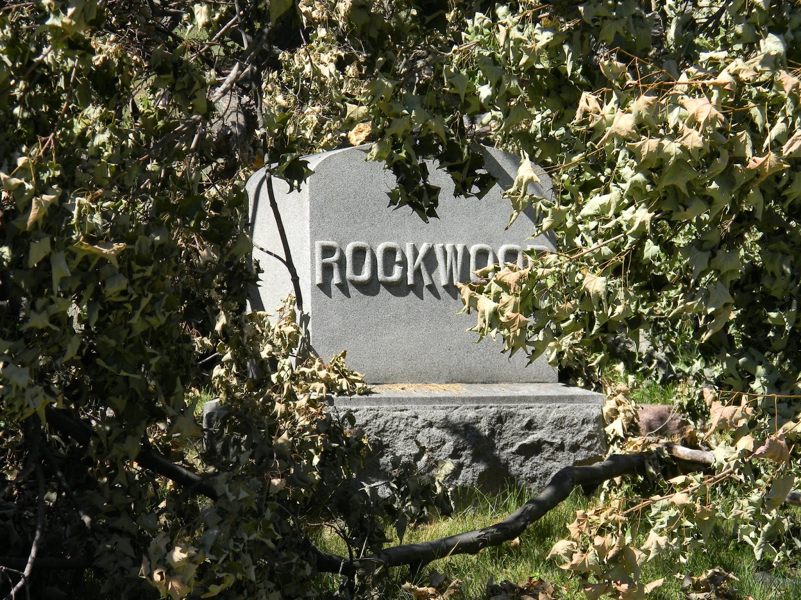 Haunted Flint A Visit to Avondale Cemetery in Flint, Michigan