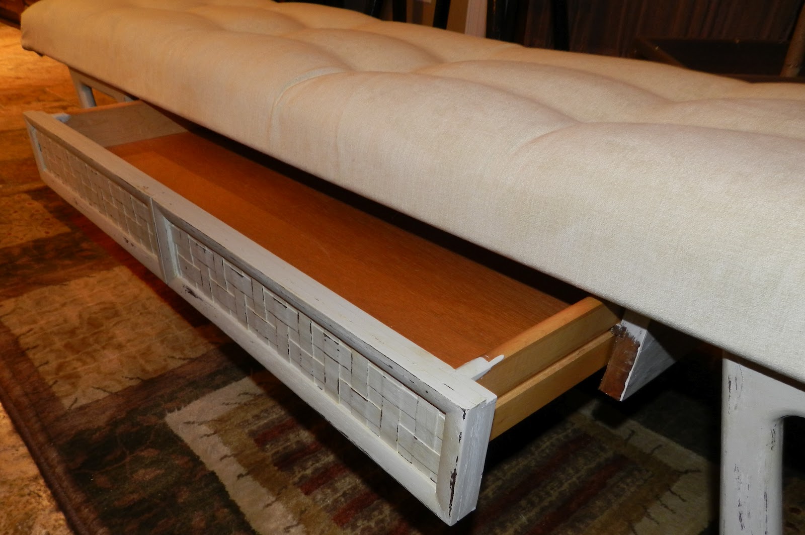 Crafty in Canada Vintage Coffee Table finished!