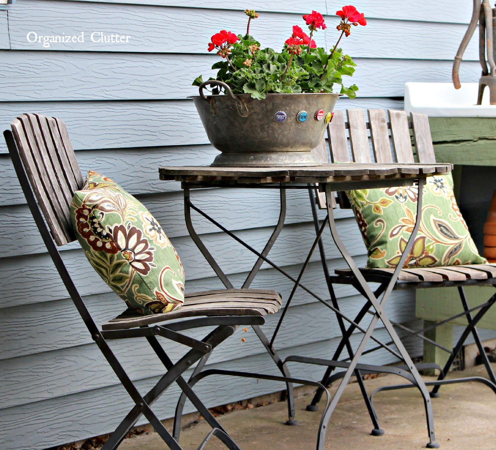 2015 Potting Bench And Patio Organized Clutter