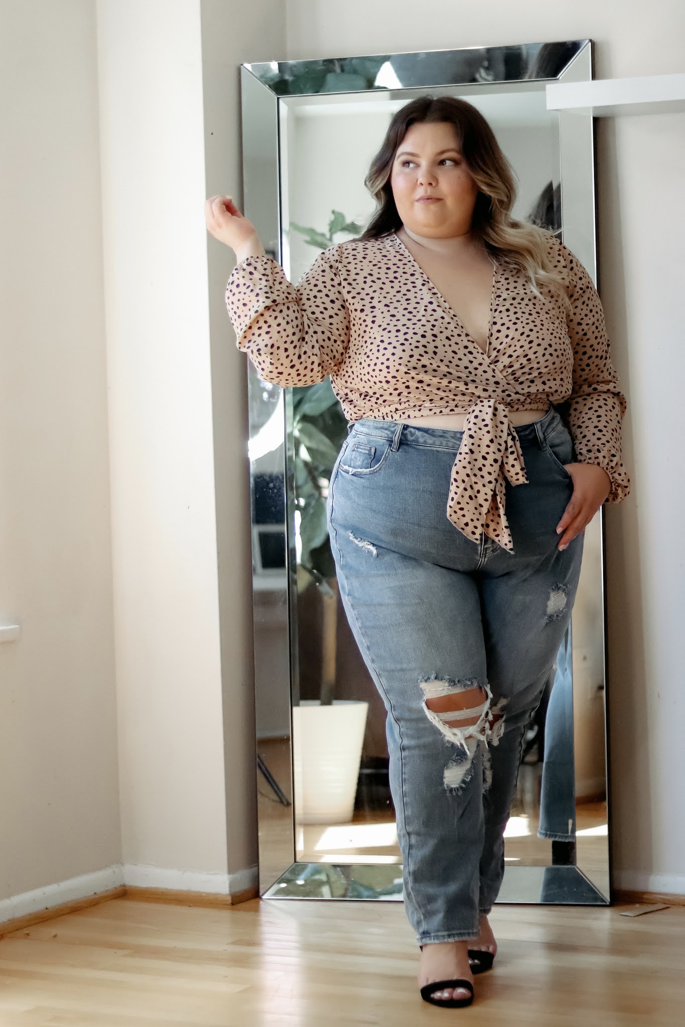 Plus Size Mom Jeans Outside of My Comfort Zone - Natalie in the City