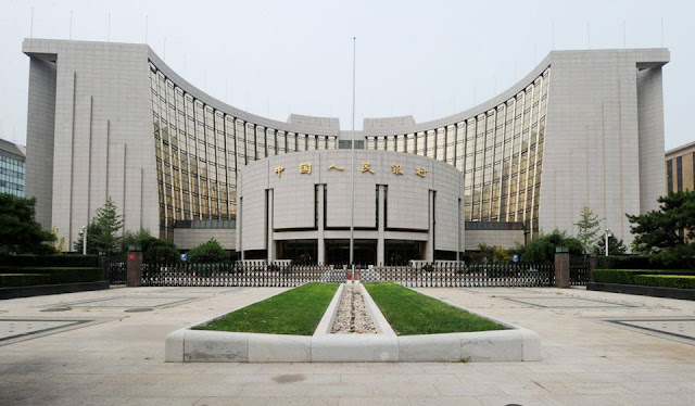 Trung Quốc cắt giảm tỷ lệ dự trữ đối với một số ngân hàng, bơm ra 79 tỷ đô la để thúc đẩy nền kinh tế đang bị virus tấn công