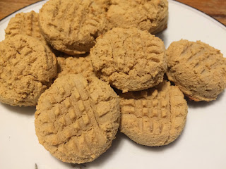 Keto, Low-Carb, Gluten-Free Peanut Butter Cookies