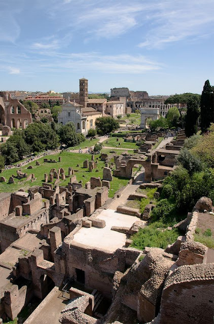 Italy Travel Guide: 10 Best Places to Visit in Rome - Roman Forum