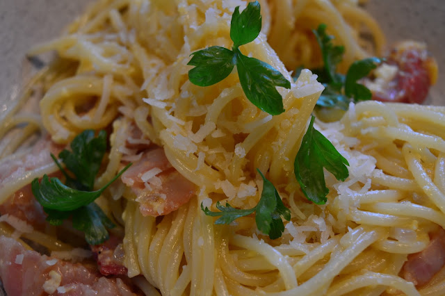 Nopea pasta carbonara