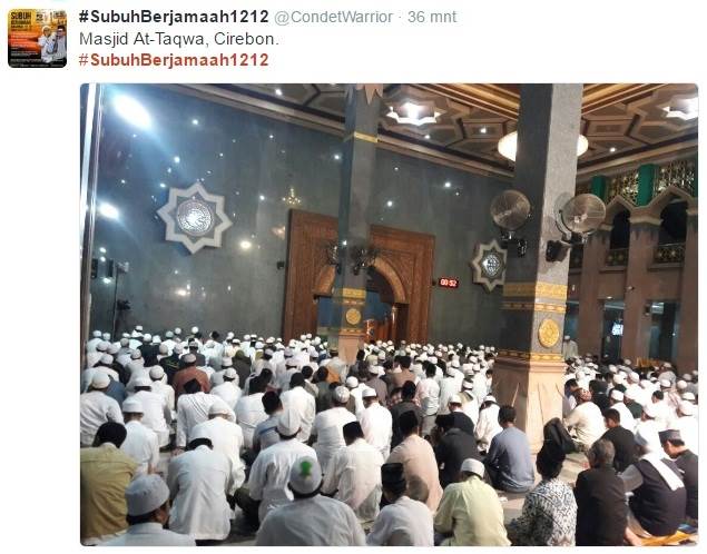 Umat Muslim Berbondong-Bondong Laksanakan Shalat Subuh Berjamaah, Lihat Foto-Fotonya