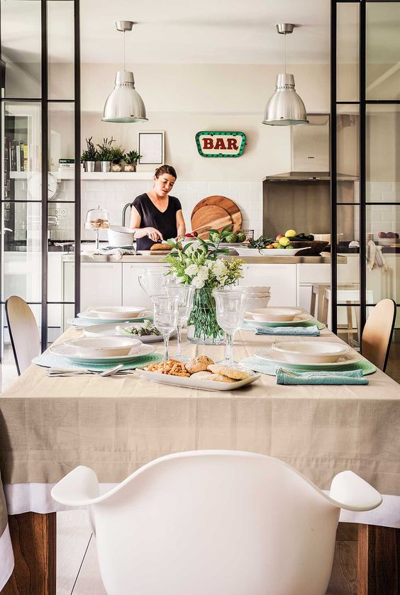 PORTAS DESLIZANTES  NA COZINHA