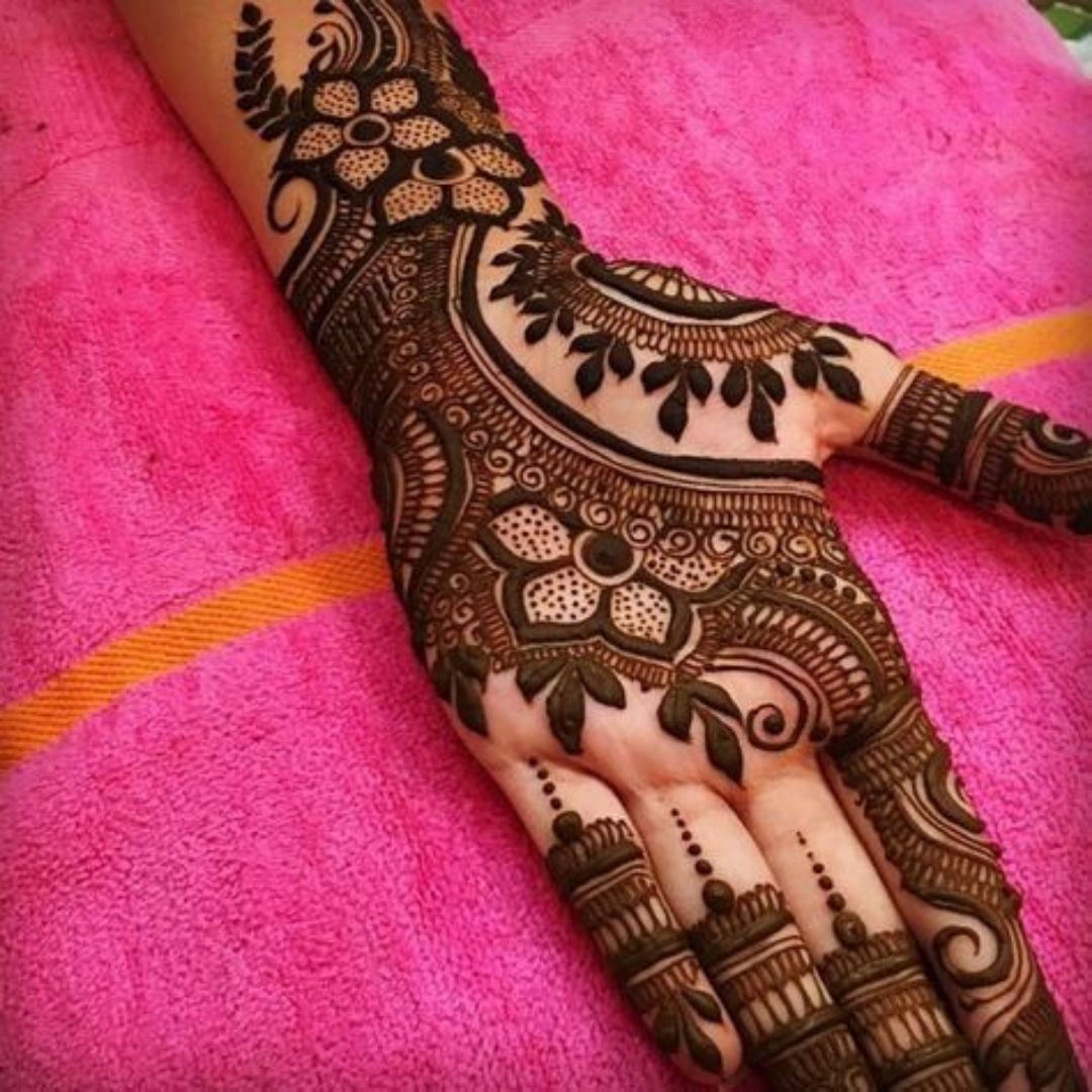 Latest Simple Arabic Mehndi Designs Fashion For All Womens